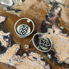 Load image into Gallery viewer, Triangle Lasso Post Earrings
