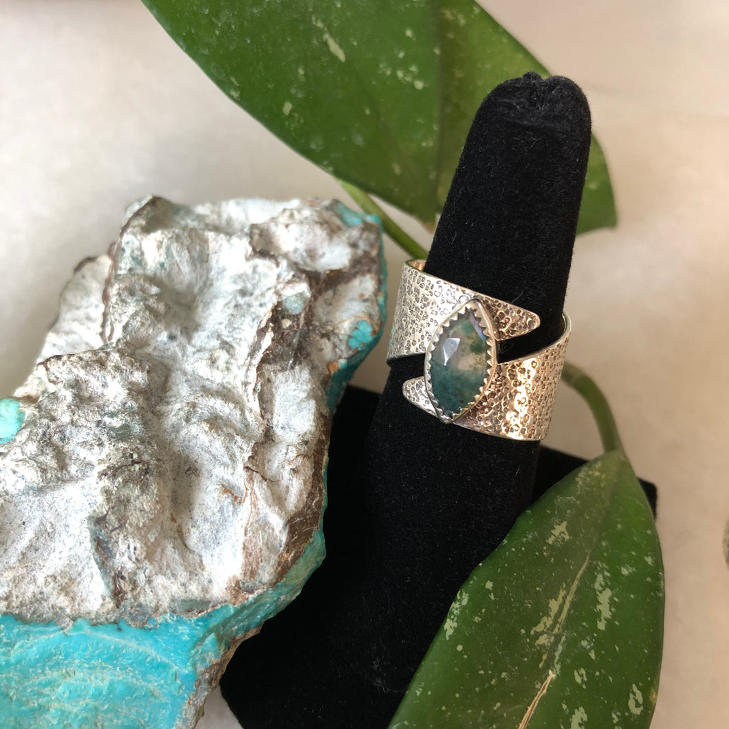 Hammered Moss Agate Ring