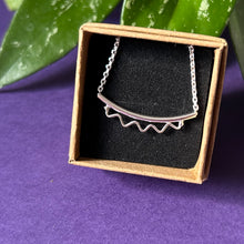 Load image into Gallery viewer, Silver zig-zag Pendant
