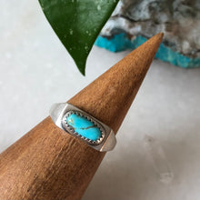 Load image into Gallery viewer, Kingman Turquoise Signet Ring
