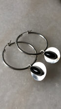 Load image into Gallery viewer, Black Onyx Hoops
